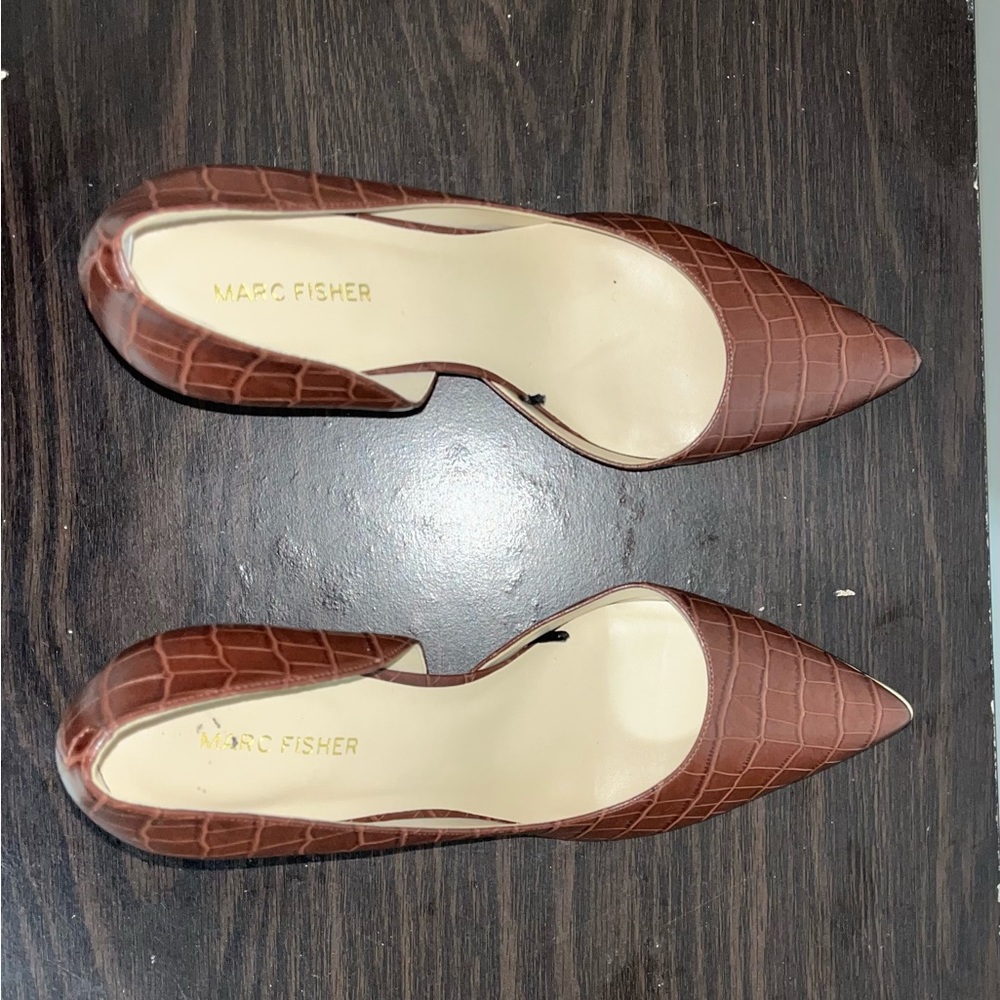 Brown pumps
